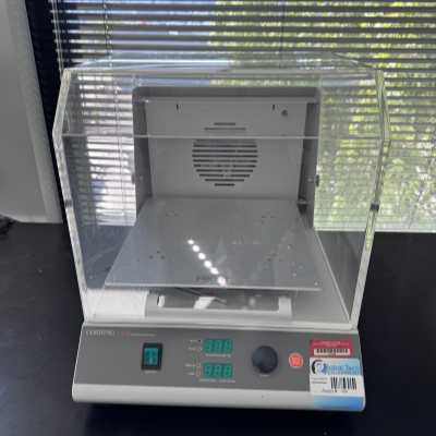 康寧 LSE 臺(tái)式振蕩培養(yǎng)箱