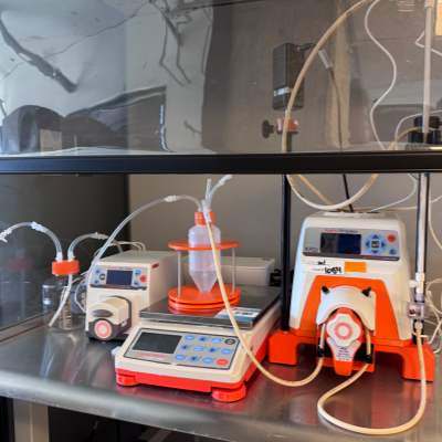 KrosFlow 切向流過濾系統(tǒng)，含天平、蠕動(dòng)泵及附件