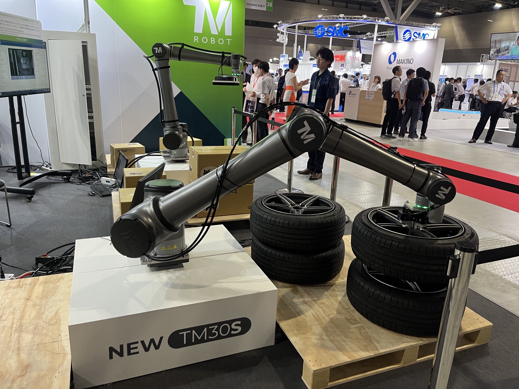 我國(guó)首臺(tái)海底地層立體鉆探監(jiān)測(cè)機(jī)器人南海試驗(yàn)成功